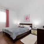 One-bedroom In Podgradina