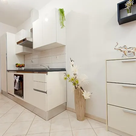 דירה One-bedroom In Podgradina Podgradina (Posedarje)