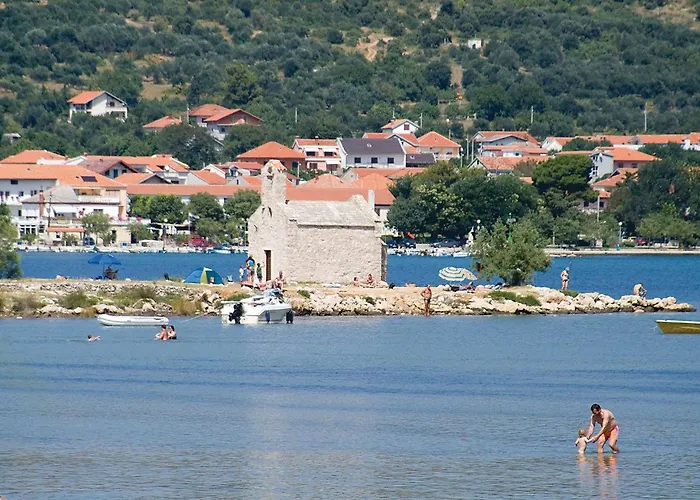 Apartment One-bedroom In Podgradina Podgradina (Posedarje)