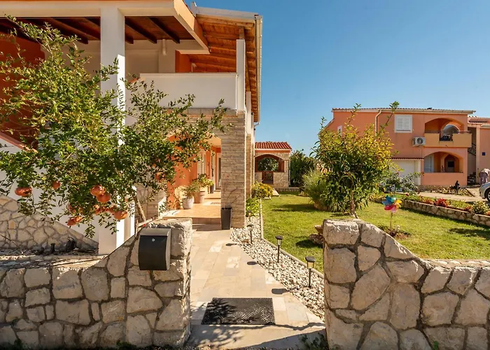 Apartment One-bedroom In Podgradina *